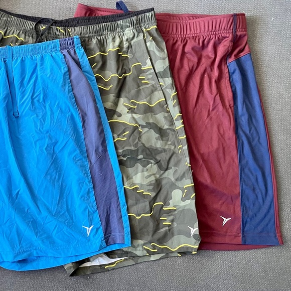 Old Navy Athletic Bundle - Picture 1 of 2